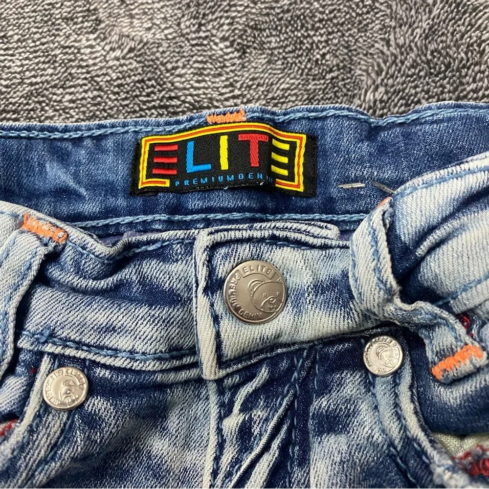 Elite space tour denim jacket and pants. Very trendy and stylish. - Picture 13 of 16